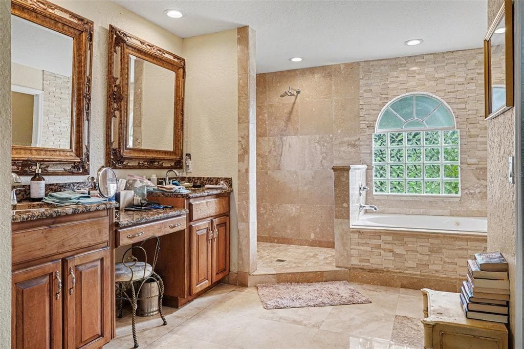 3073 LANDINGS COURT photo 20