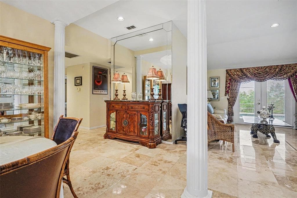 3073 LANDINGS COURT photo 11