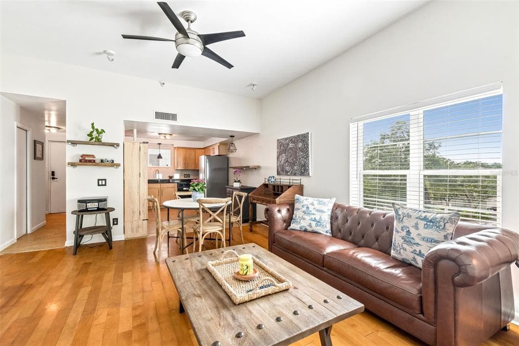 4950 BAYSHORE BOULEVARD 30 photo 22