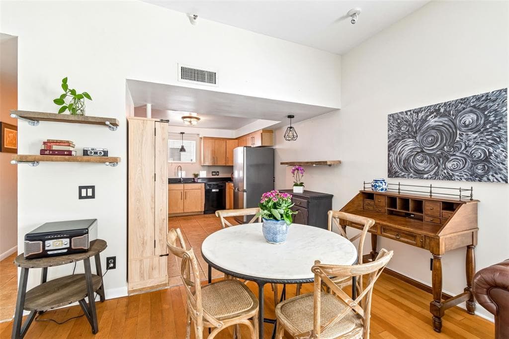 4950 BAYSHORE BOULEVARD 30 photo 24