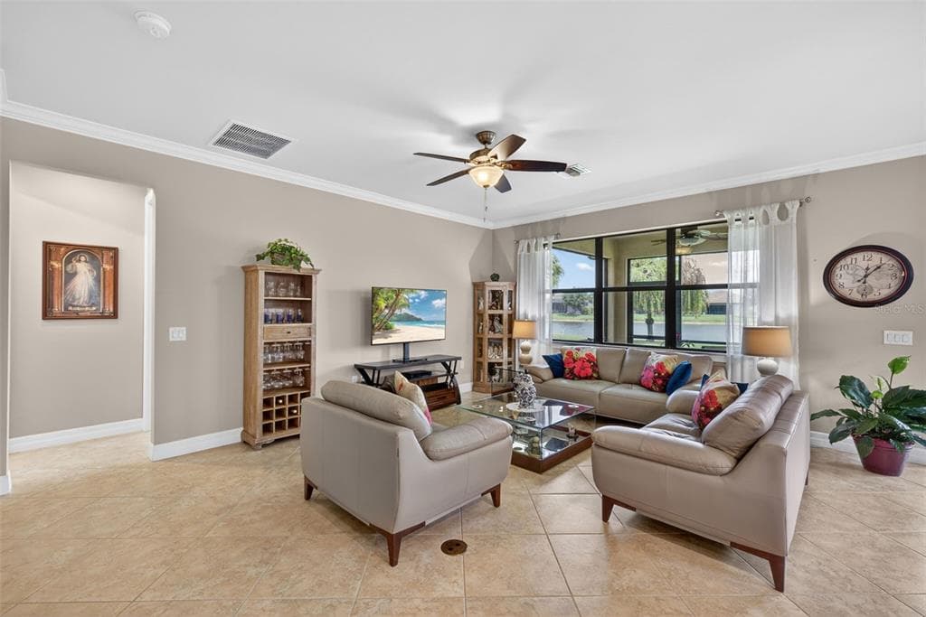 5979 PROSPERITY LANE photo 3