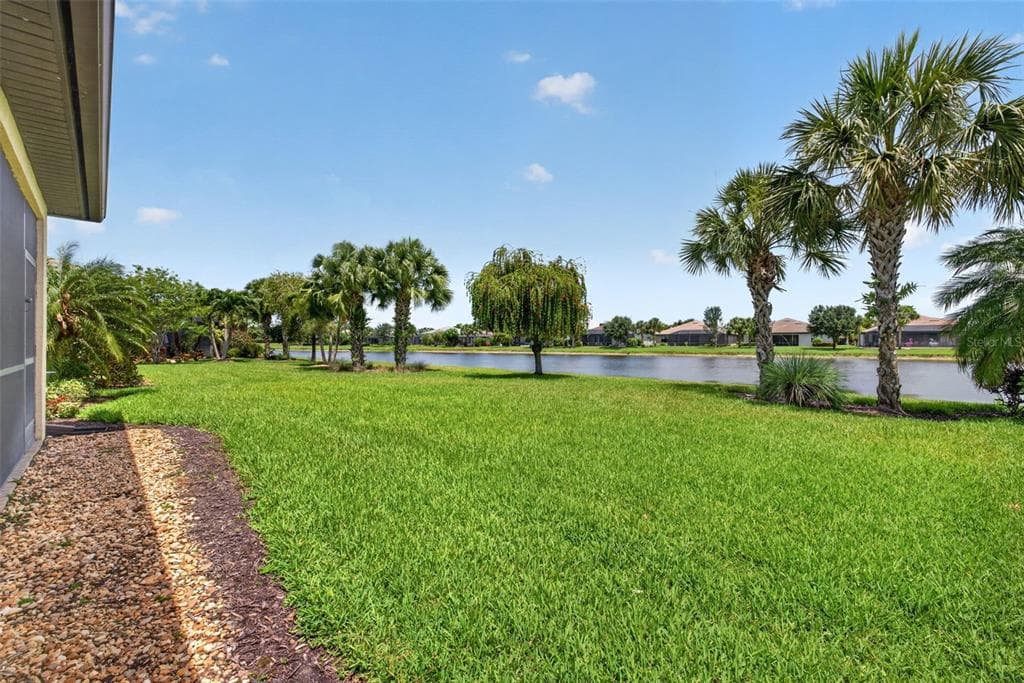 5979 PROSPERITY LANE photo 25