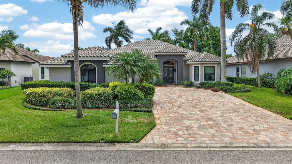 820 SAND PINE DRIVE NE 2