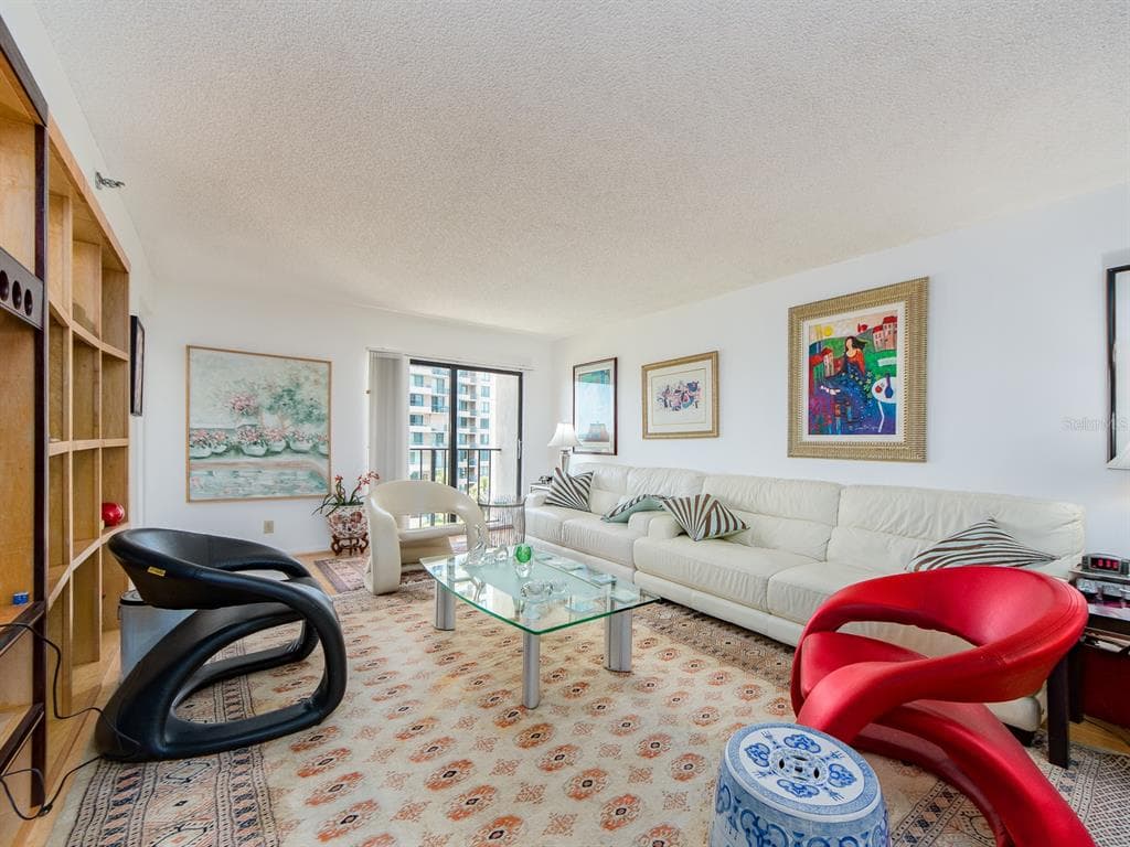 1480 GULF BOULEVARD 612 photo 6