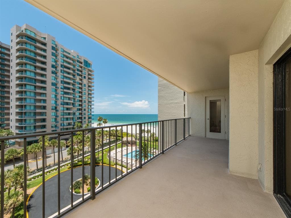 1480 GULF BOULEVARD 612 photo 10