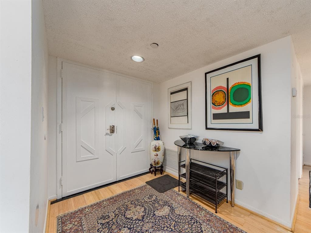 1480 GULF BOULEVARD 612 photo 4