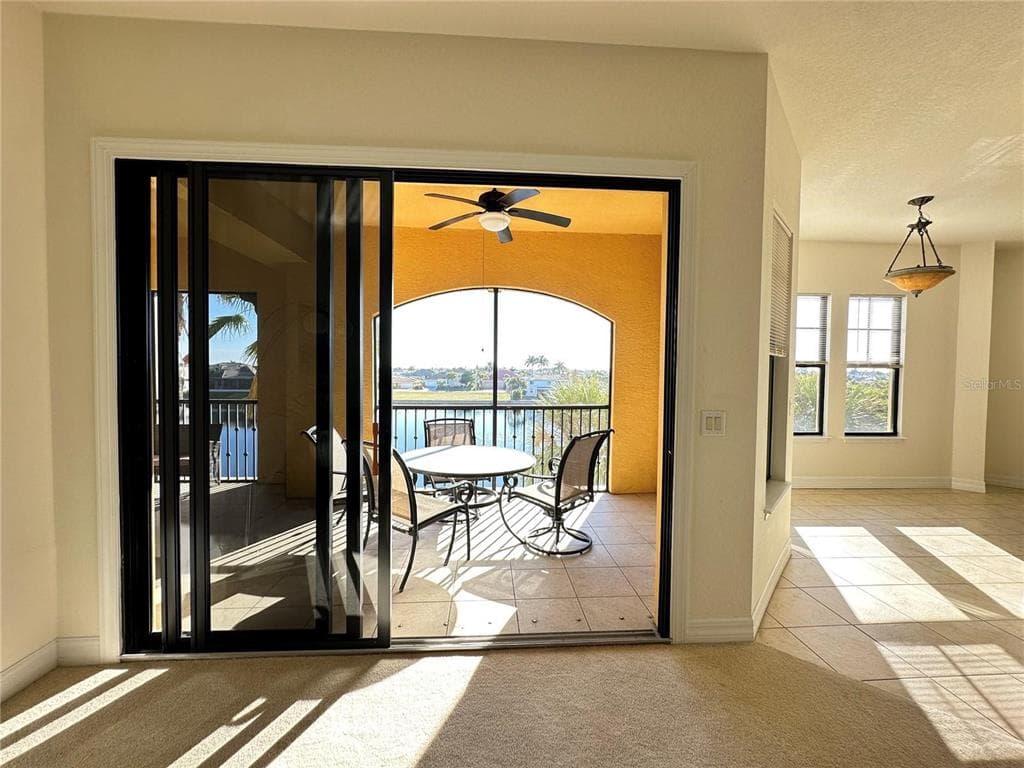 98 VIVANTE BOULEVARD 98315 photo 14
