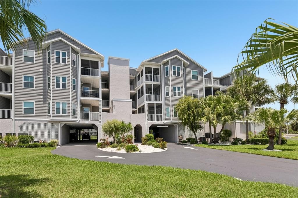 5727 BISCAYNE COURT 209 photo 2