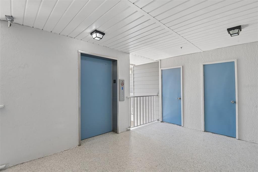 5727 BISCAYNE COURT 209 photo 15