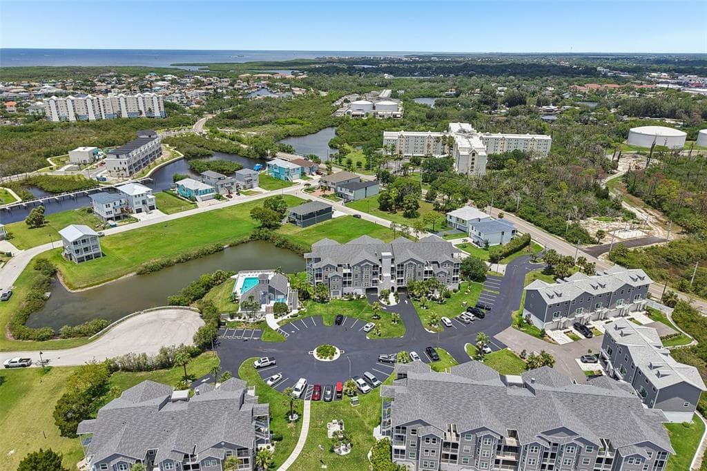 5727 BISCAYNE COURT 209 photo 11