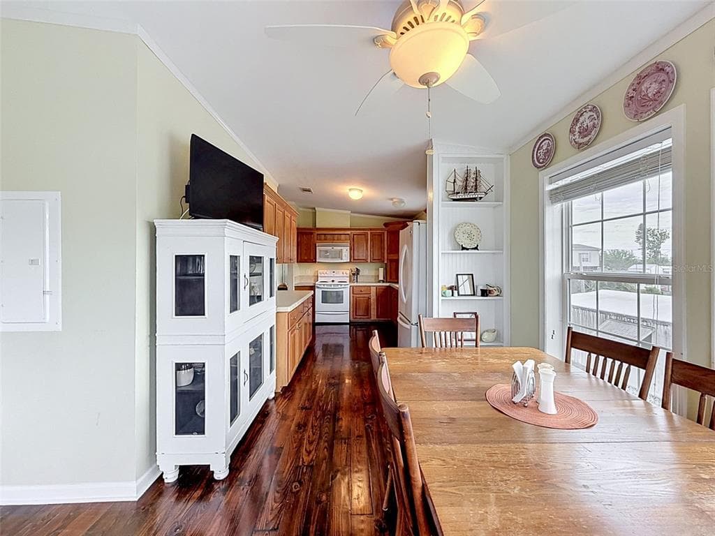 6839 CURLEW LANE photo 16
