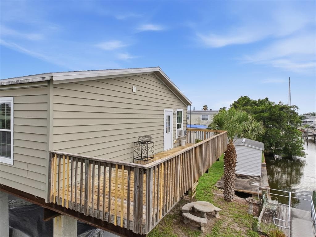 6839 CURLEW LANE photo 19