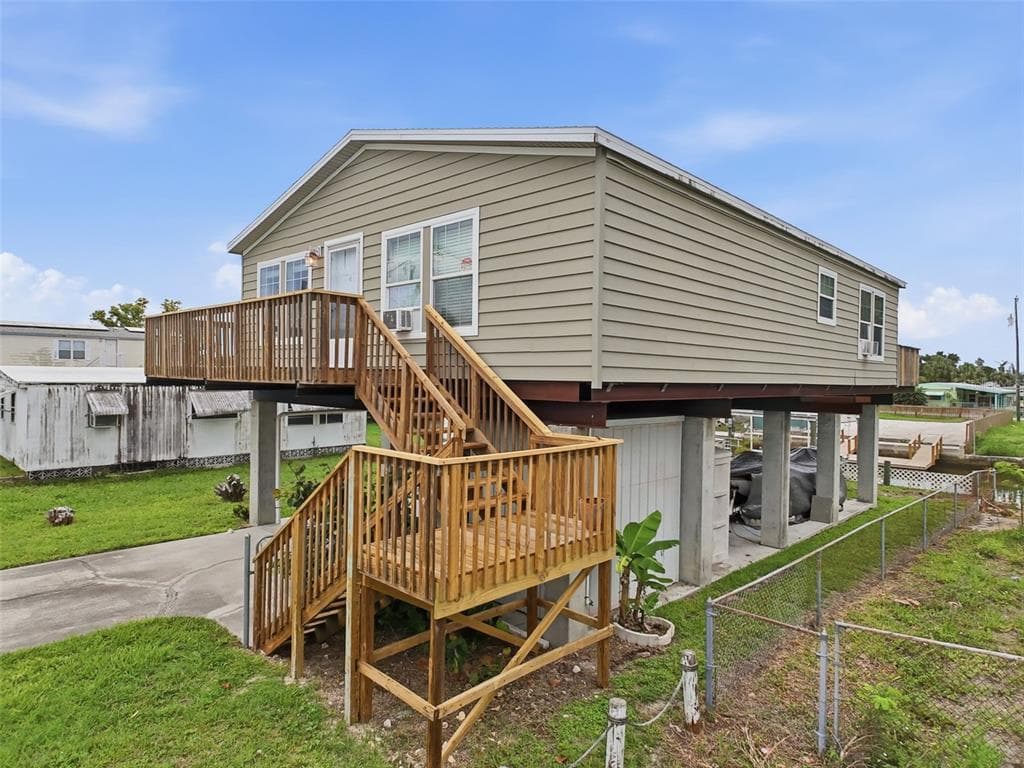 6839 CURLEW LANE 4