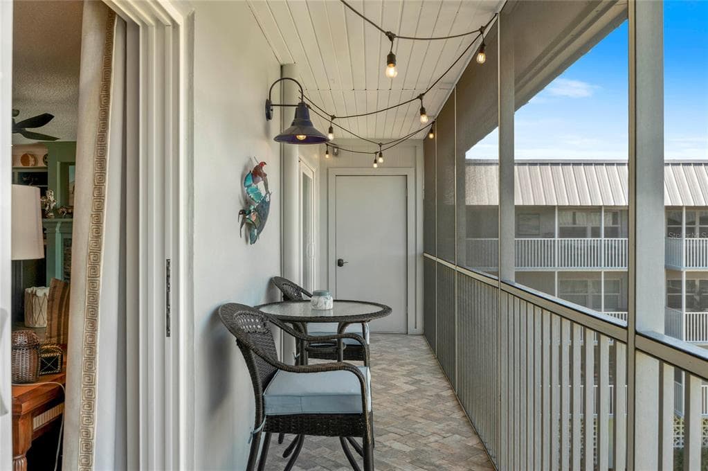 315 N CAUSEWAY C-402 photo 18