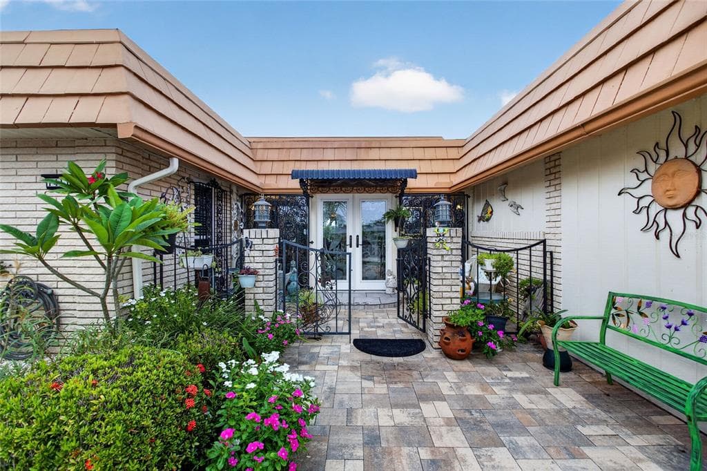 1411 JACOBSON CIRCLE photo 3