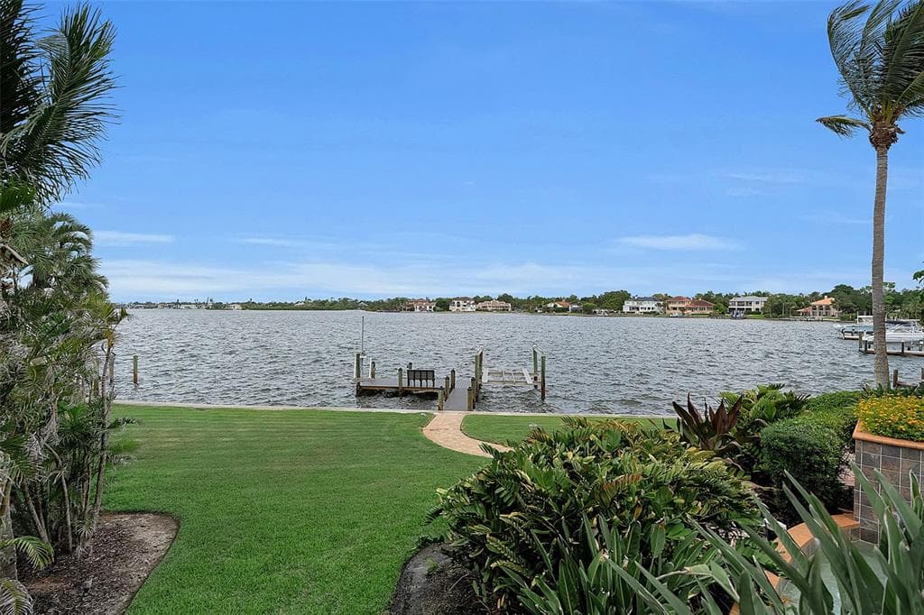 1541 CARIBBEAN DRIVE photo 17
