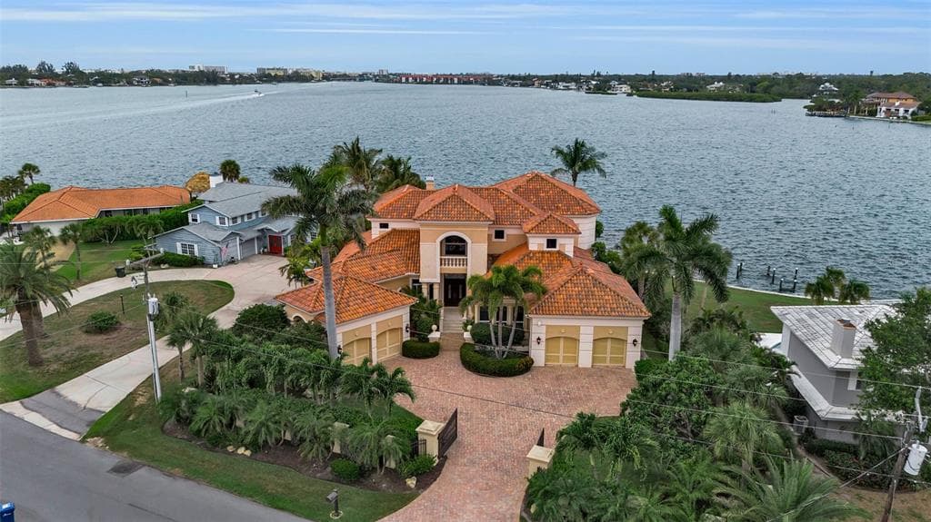 1541 CARIBBEAN DRIVE photo 1