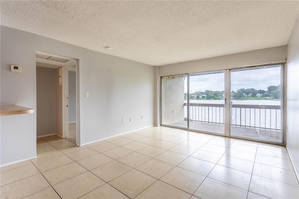 618 ORANGE DRIVE 216 photo 13