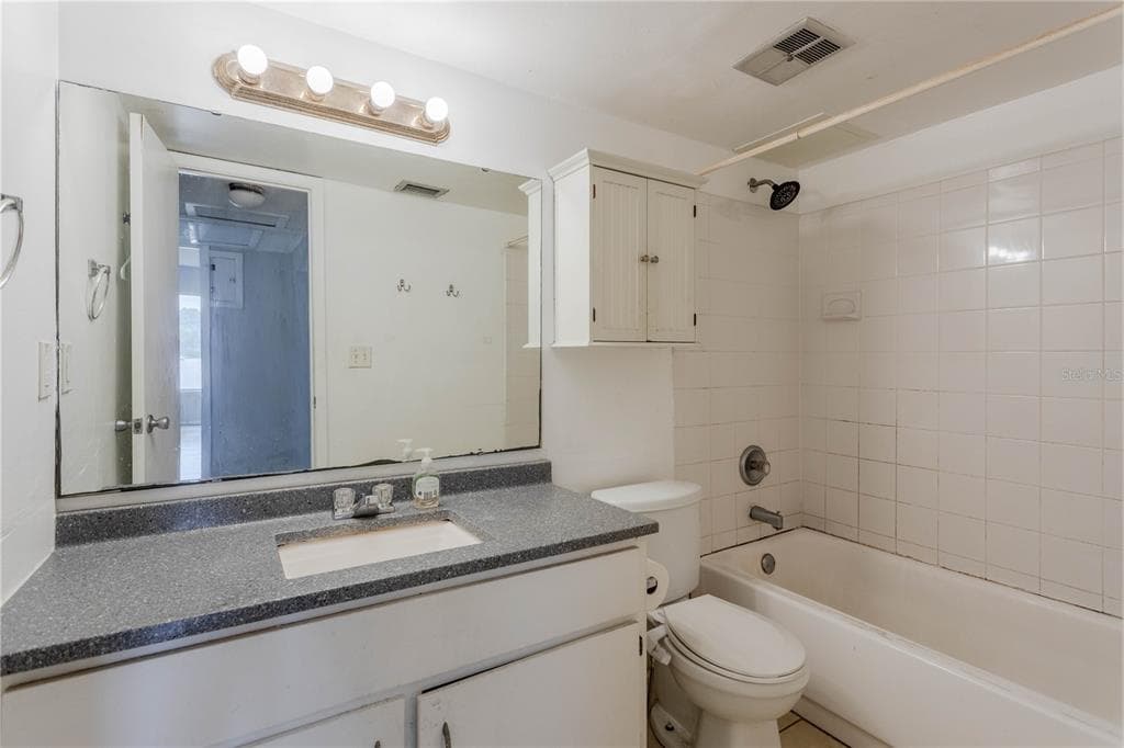 618 ORANGE DRIVE 216 photo 19