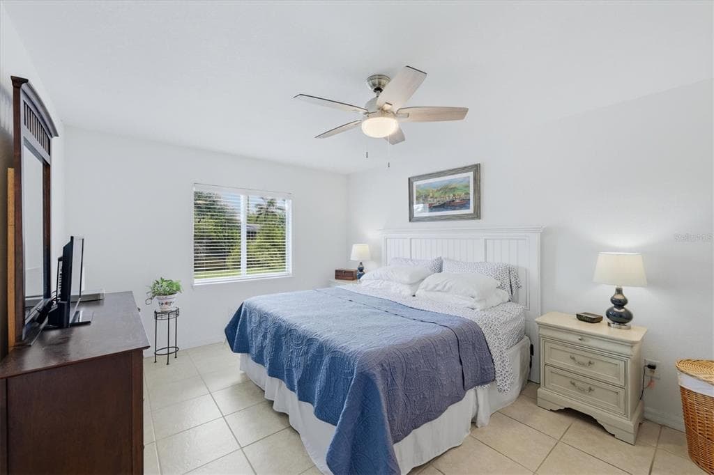 150 BAYTREE DRIVE photo 4