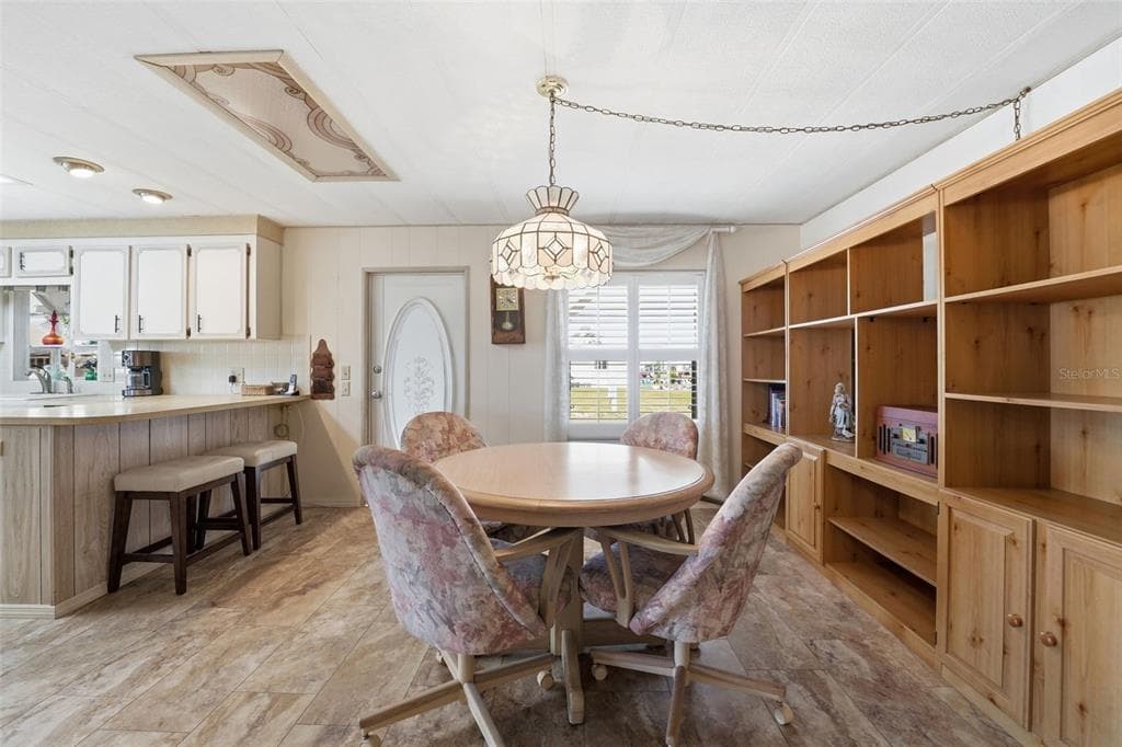 520 IMPERIAL DRIVE photo 6