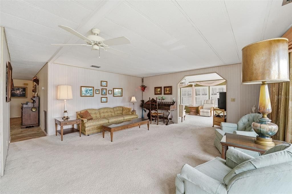520 IMPERIAL DRIVE photo 13
