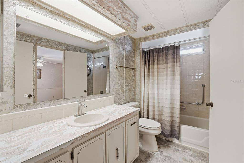 520 IMPERIAL DRIVE photo 22