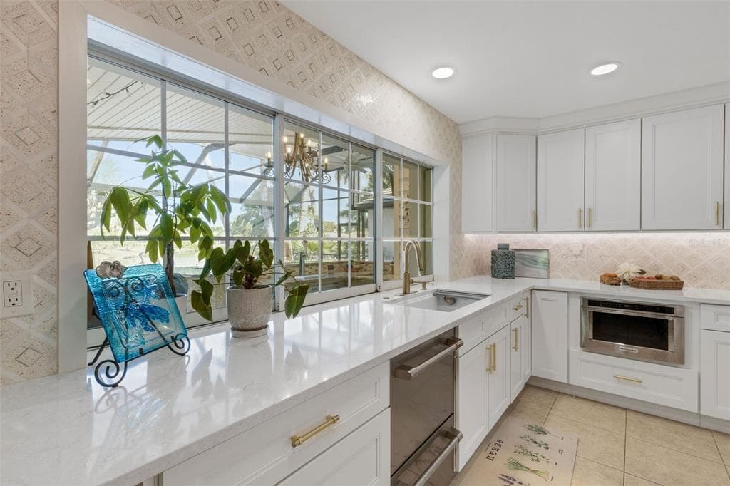 5679 COUNTRY LAKES DRIVE 7 photo 19