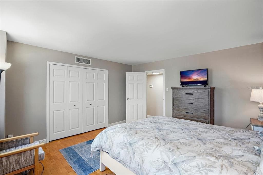 10355 PARADISE BOULEVARD 1010-1011 photo 20