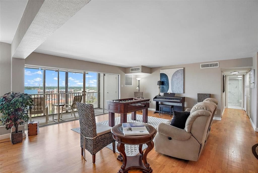10355 PARADISE BOULEVARD 1010-1011 photo 10