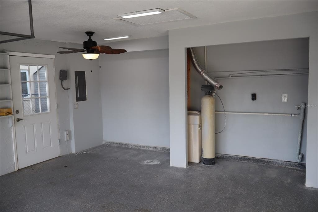 1019 SPINDLE PALM WAY photo 9