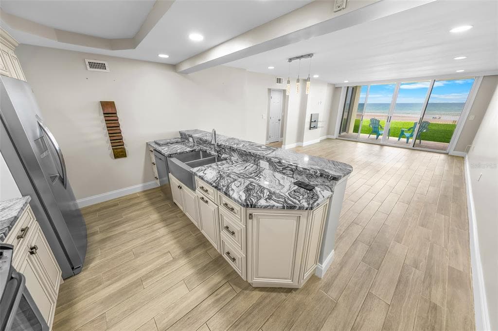 4495 S ATLANTIC AVENUE 104 photo 7