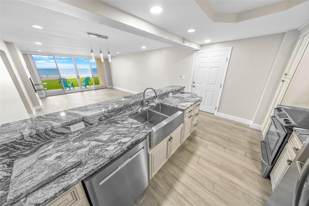4495 S ATLANTIC AVENUE 104 photo 8