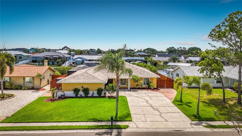 6517 SOLITAIRE PALM WAY 3