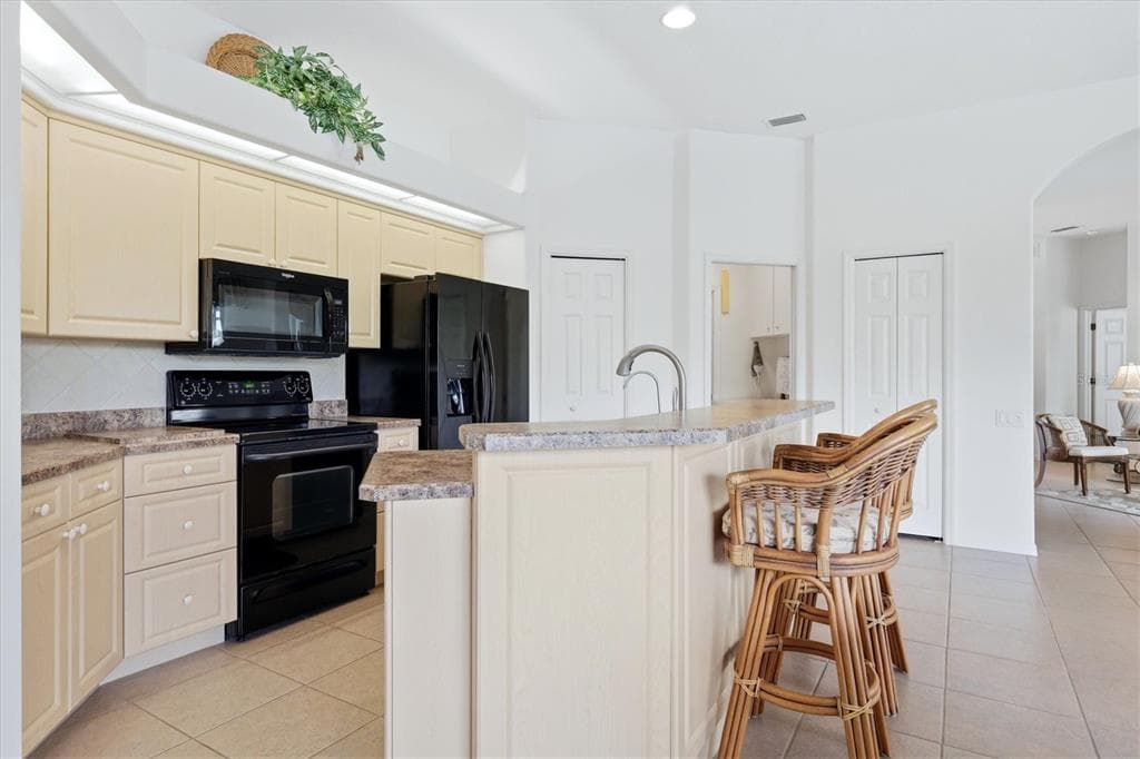 3175 VILLAGE LANE photo 14