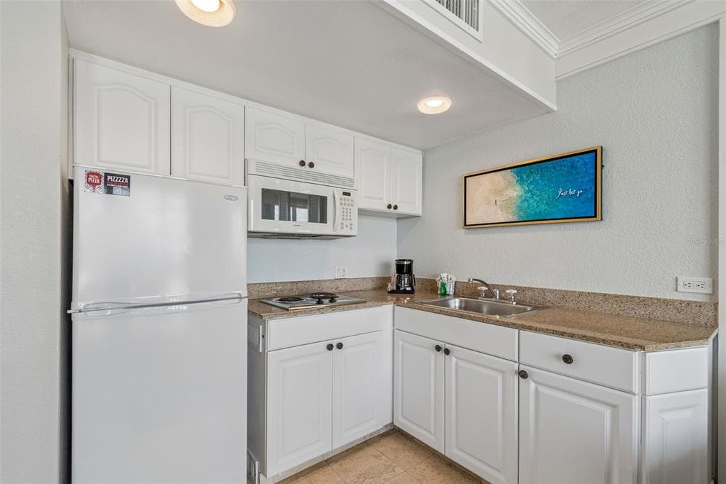 5500 GULF BOULEVARD 6241 photo 11