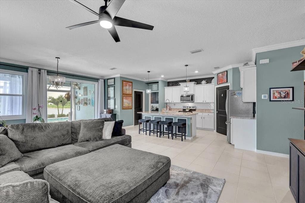 3921 MOSSY LIMB COURT photo 12