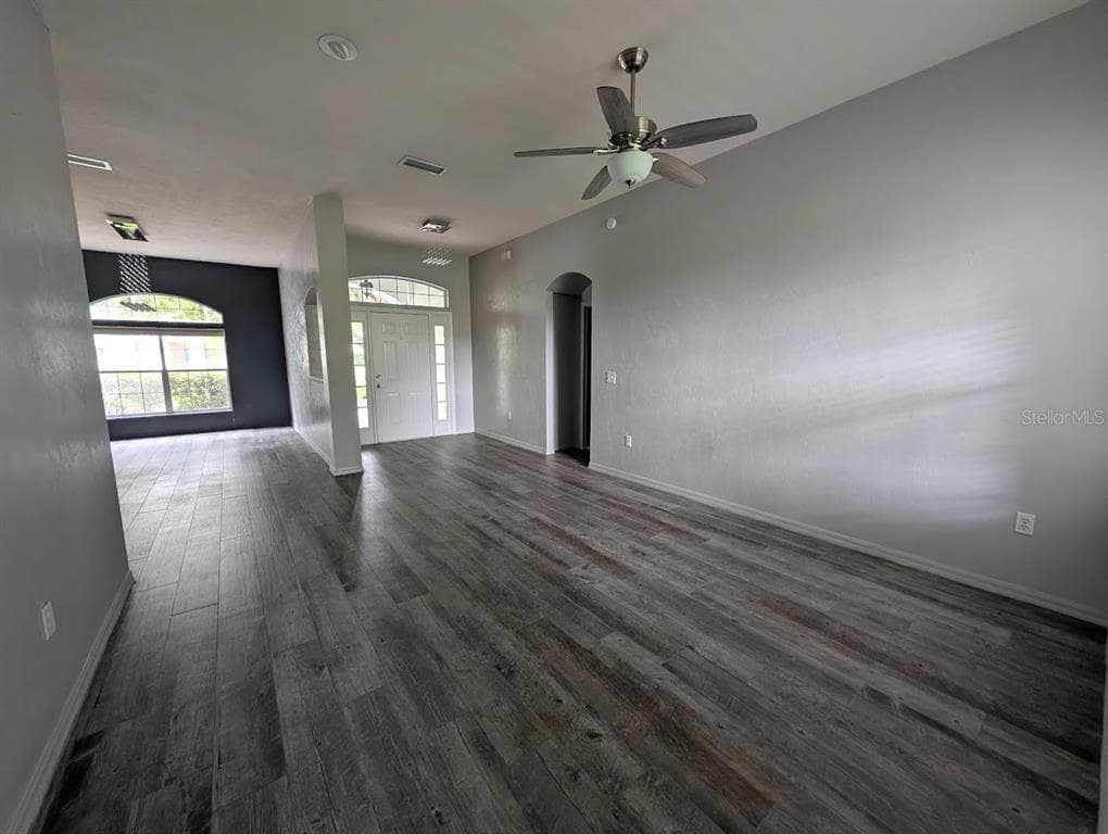 4009 NW 67TH PLACE photo 6