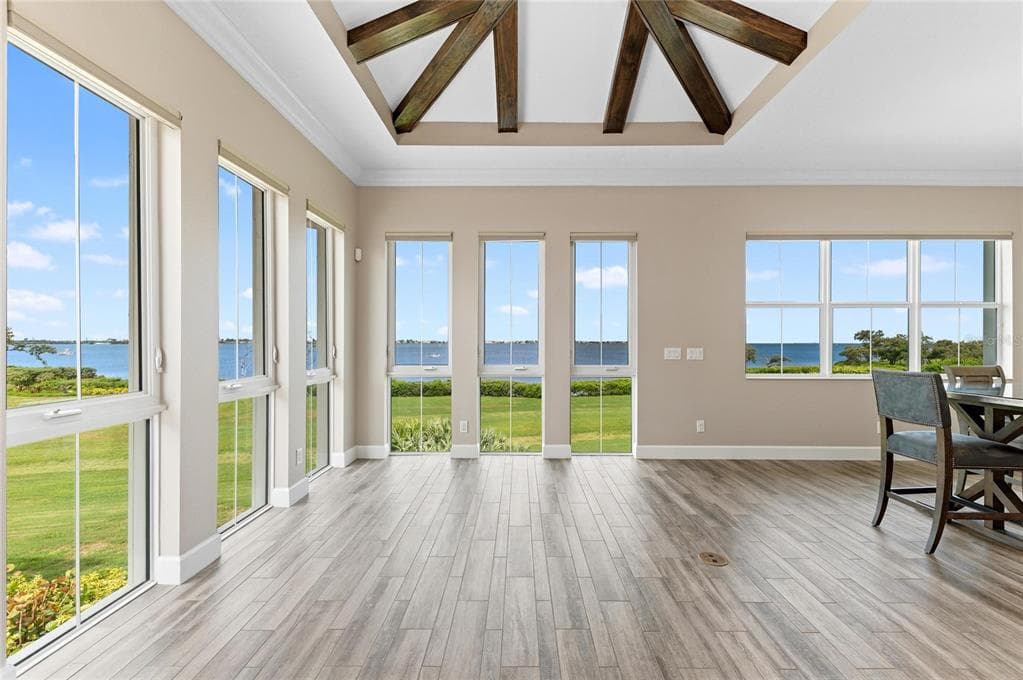 310 COMPASS POINT DRIVE 201 photo 13