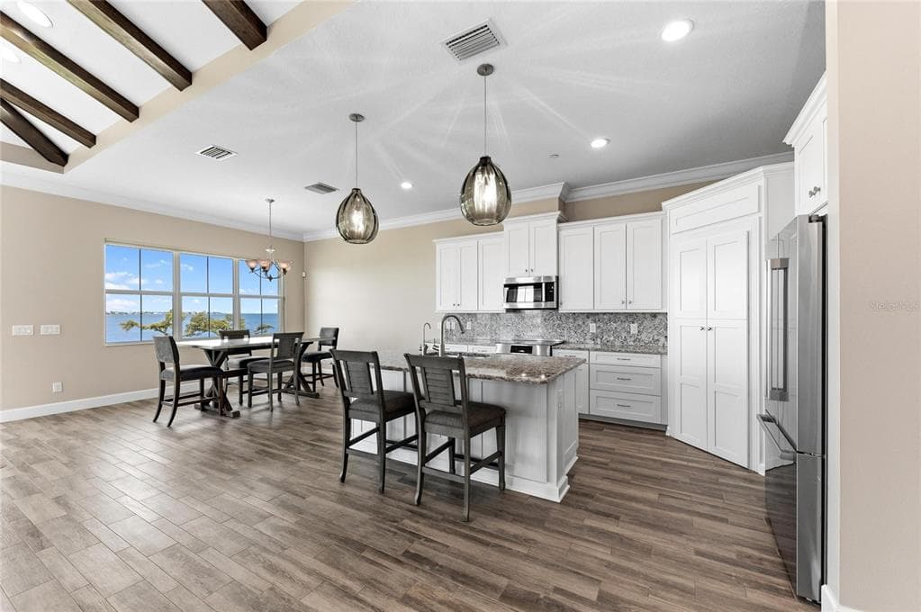310 COMPASS POINT DRIVE 201 photo 22