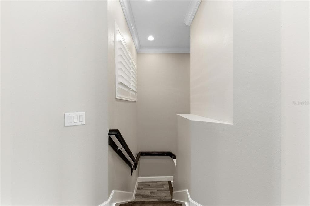 310 COMPASS POINT DRIVE 201 photo 7
