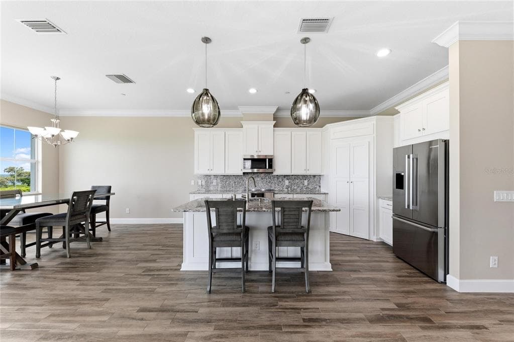 310 COMPASS POINT DRIVE 201 photo 21