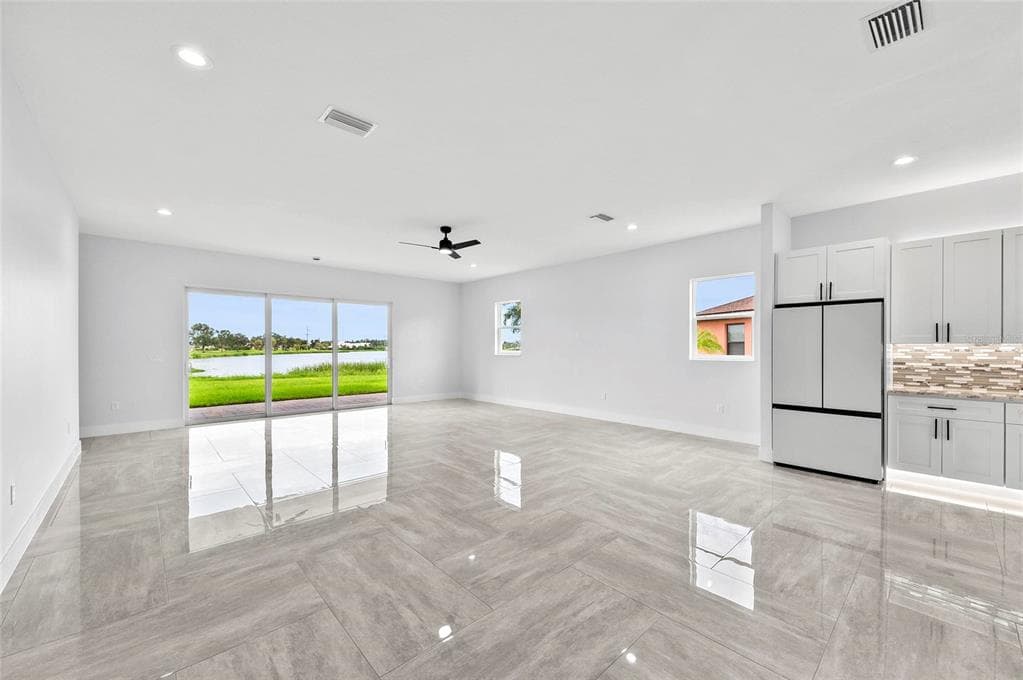 9225 RAES CREEK PLACE photo 19