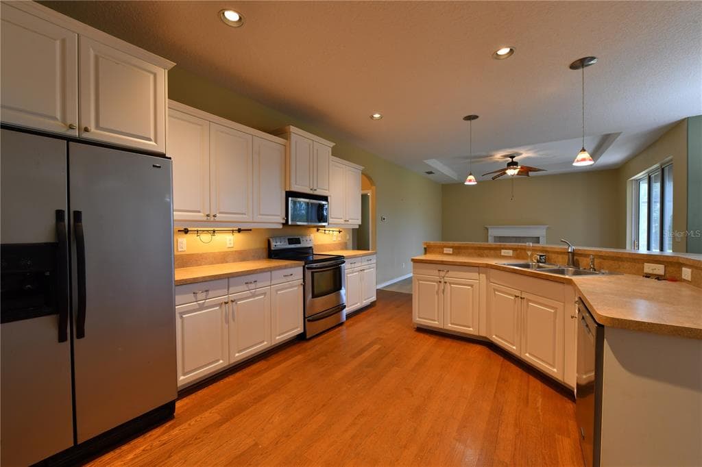 2509 155TH AVENUE E photo 2
