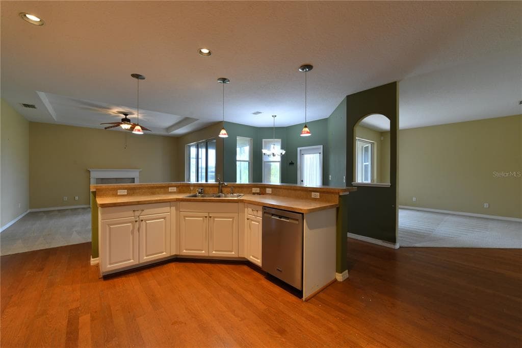 2509 155TH AVENUE E photo 3