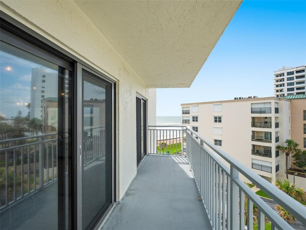 5207 S ATLANTIC AVENUE 426 photo 20