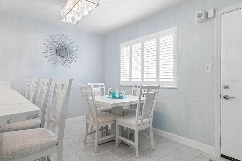 89 S ATLANTIC AVENUE 1002 photo 24