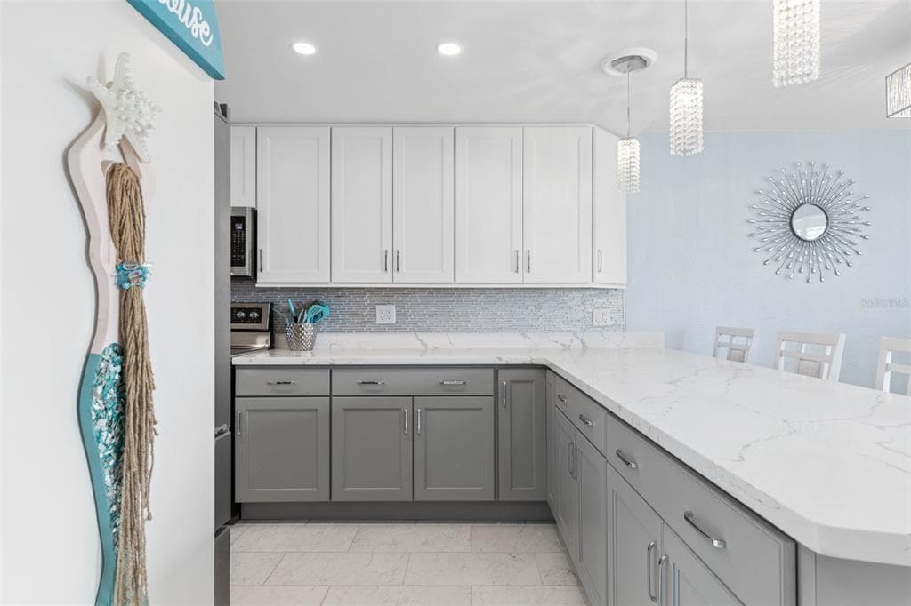 89 S ATLANTIC AVENUE 1002 photo 18