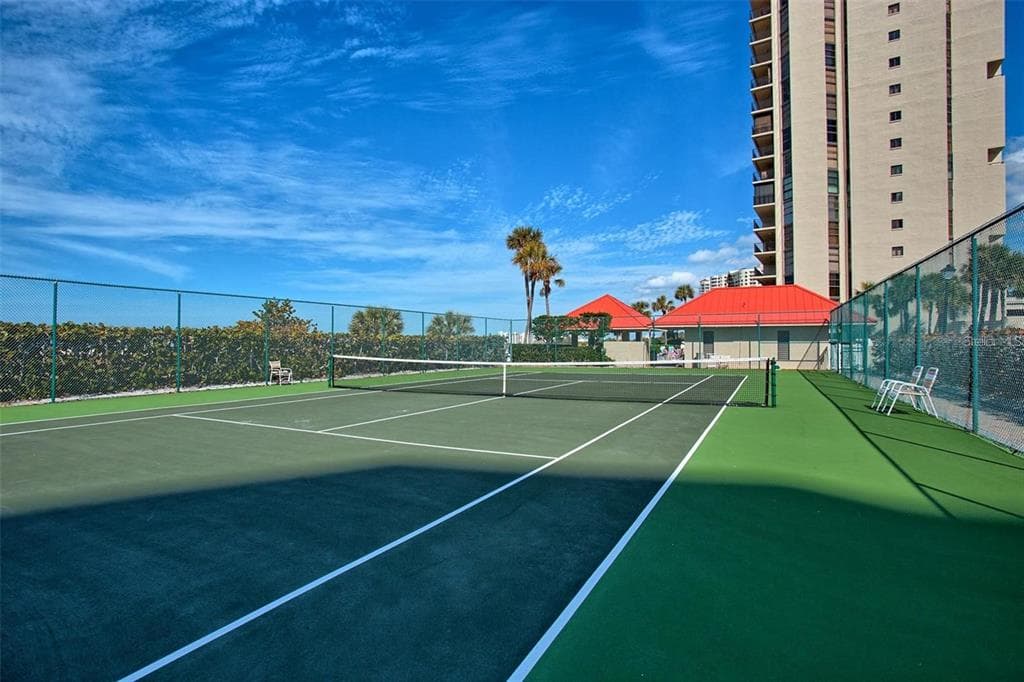 1290 GULF BOULEVARD 1506 photo 3