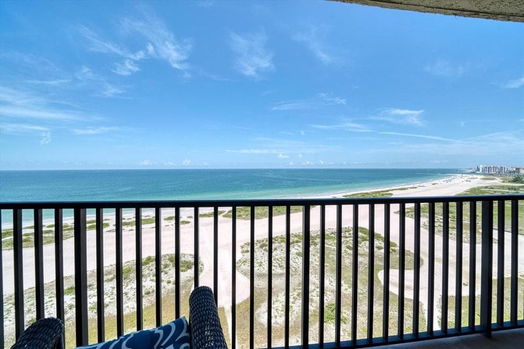 1290 GULF BOULEVARD 1506 photo 4